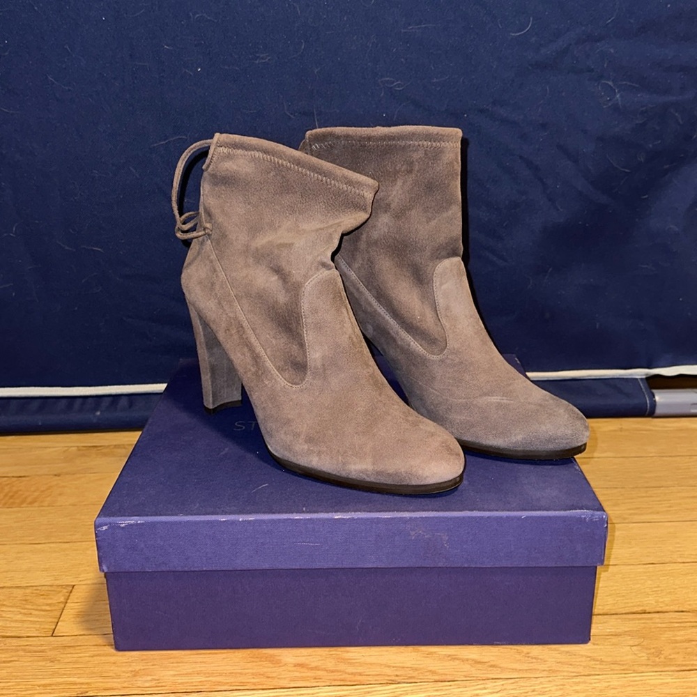 Stuart Weitzman Londra Suede Boots